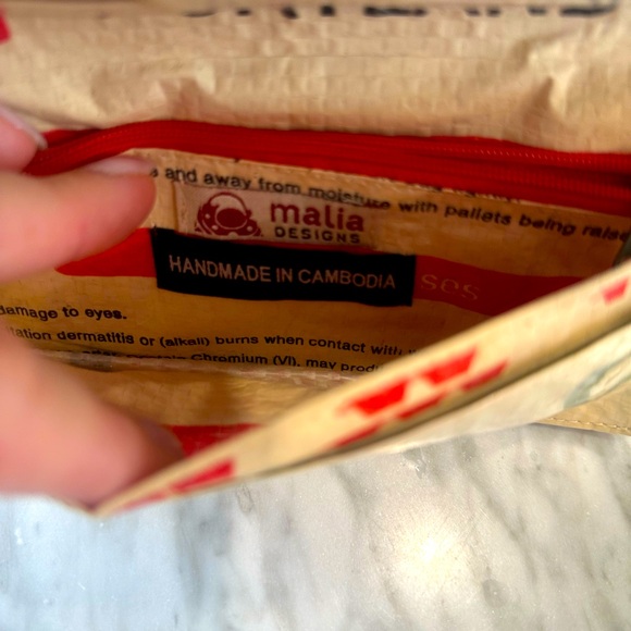 Malia Designs New Wallet - Picture 6 of 6